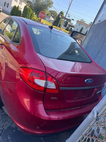 2011 Ford Fiesta SEL