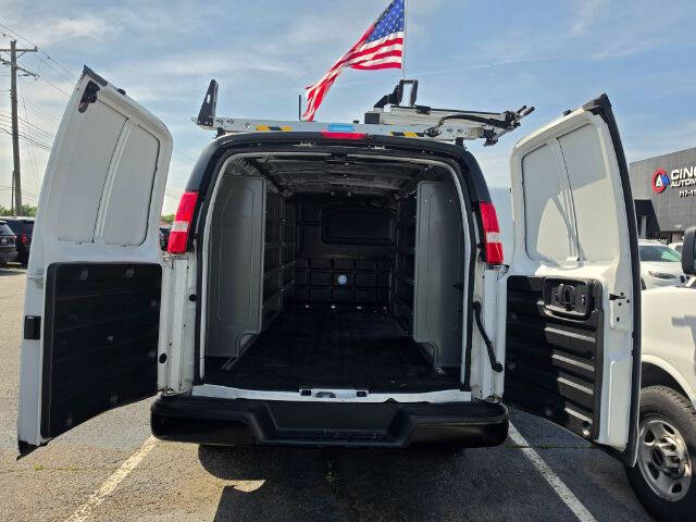 2021 Chevrolet Express 2500