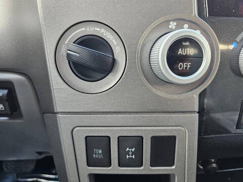 2015 Toyota Sequoia SR5