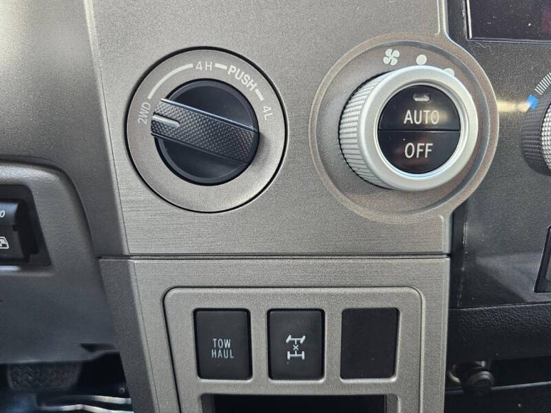 2015 Toyota Sequoia SR5