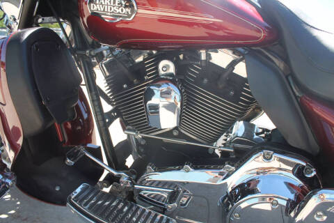 2010 Harley-Davidson FLHTCU Ultra Classic EG