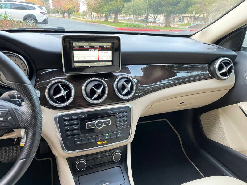 2015 Mercedes-Benz GLA GLA 250 4MATIC