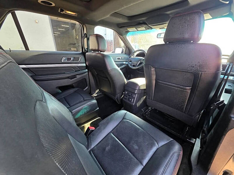 2016 Ford Explorer Sport