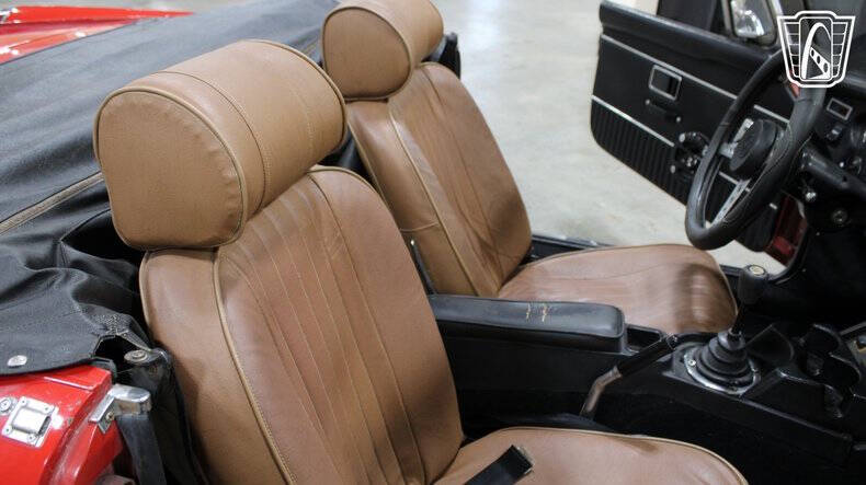 1972 MG B