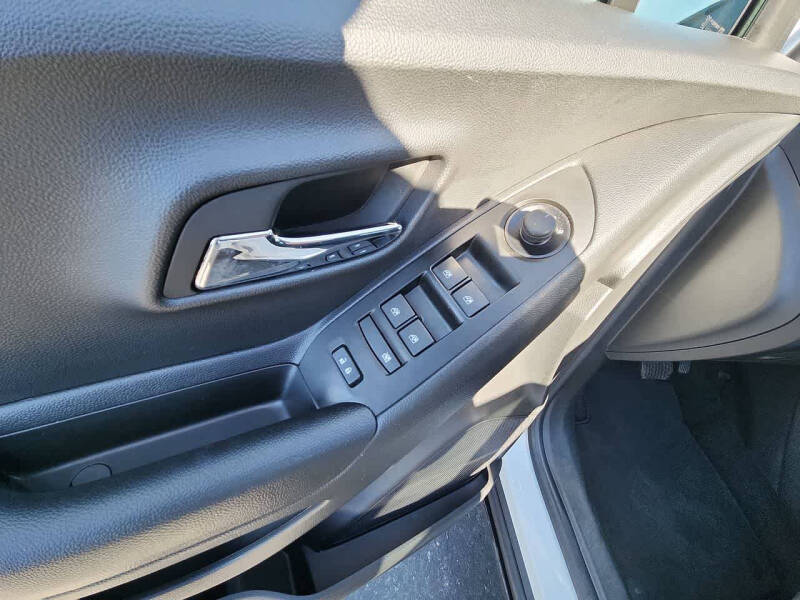 2022 Chevrolet Trax LS