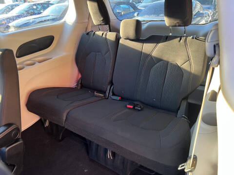 2017 Chrysler Pacifica LX