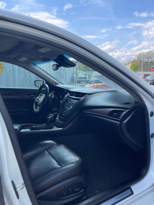 2017 Cadillac CTS 2.0T Luxury