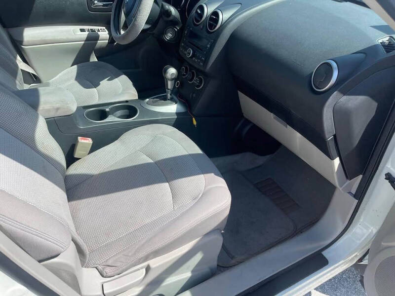 2009 Nissan Rogue S