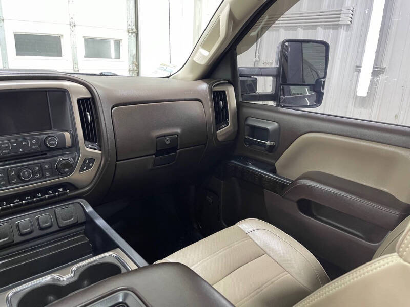 2016 GMC Sierra 2500HD Denali