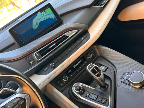 2019 BMW i8