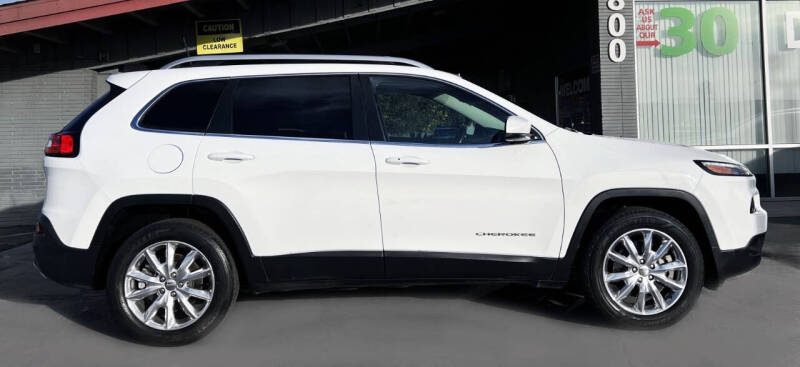 2016 Jeep Cherokee Limited photo 6