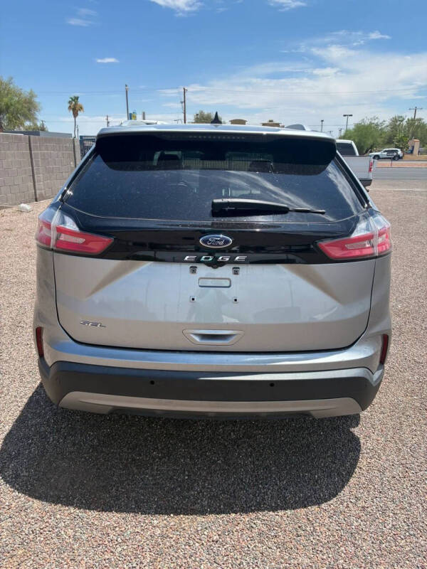2021 Ford Edge