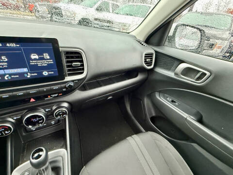 2024 Hyundai Venue SEL