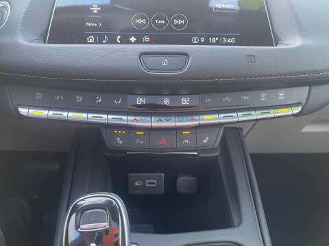 2021 Cadillac XT4 Premium Luxury