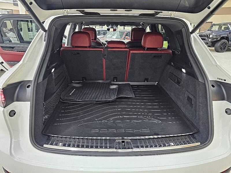 2020 Porsche Cayenne E-Hybrid