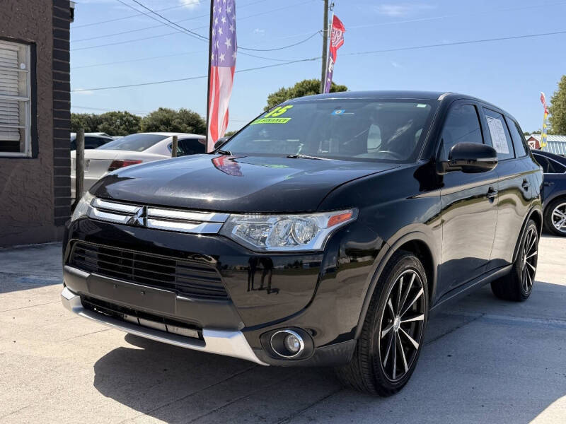 2015 Mitsubishi Outlander SE