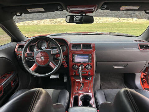 2008 Dodge Challenger SRT8