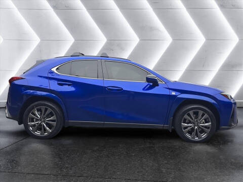 2023 Lexus UX 250h F SPORT Handling