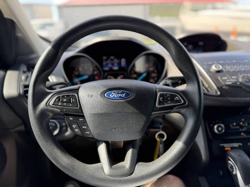 2019 Ford Escape S
