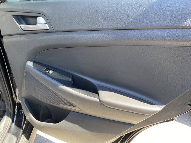 2021 Hyundai Tucson SE