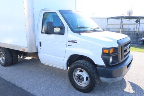 2010 Ford E-Series E-350 SD