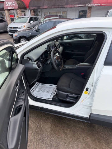 2019 Toyota C-HR LE