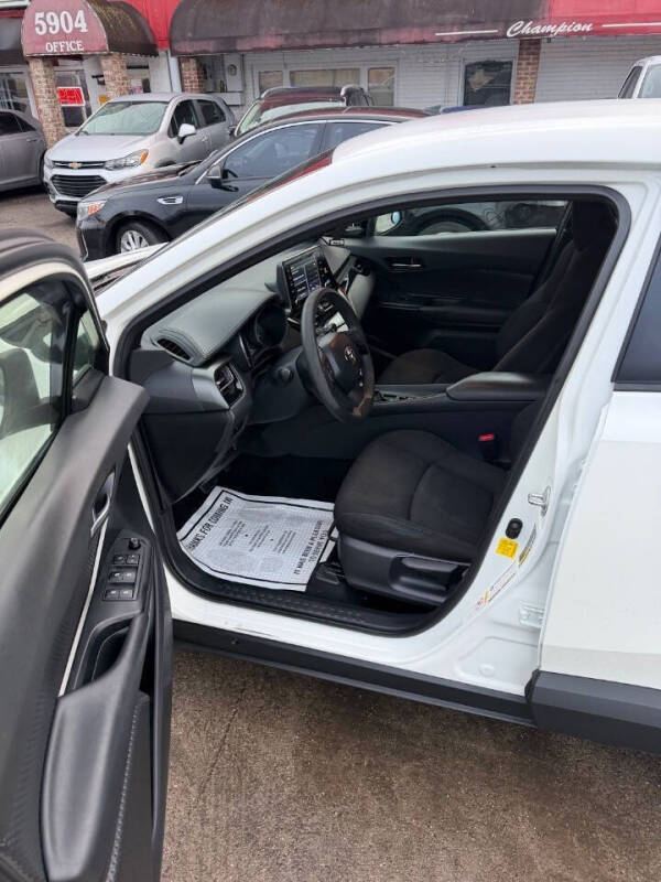 2019 Toyota C-HR LE