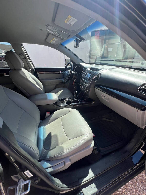 2015 Kia Sorento LX