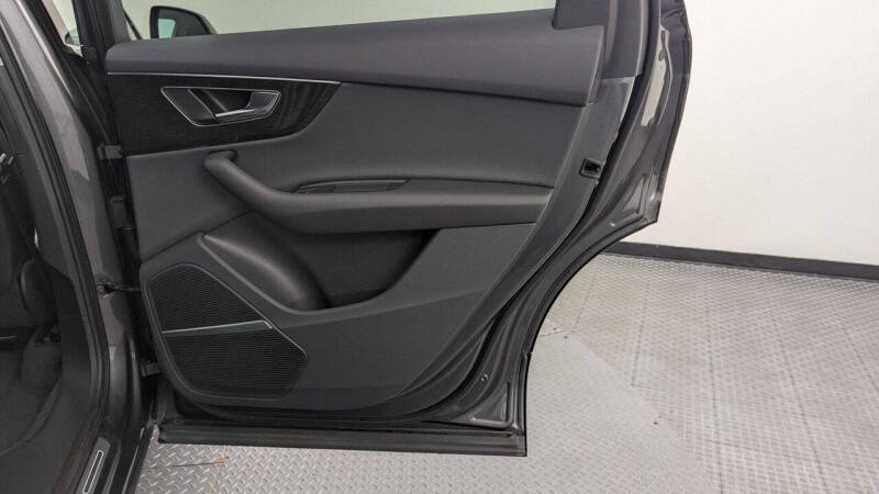 2022 Audi Q7 quattro Premium Plus 55 TFSI