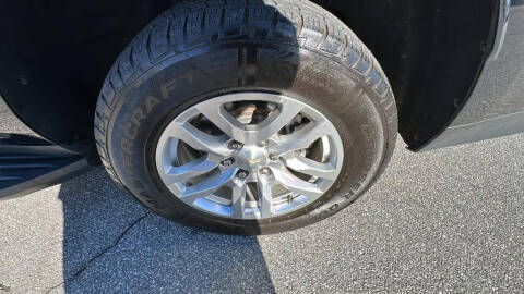 2022 Chevrolet Suburban LS