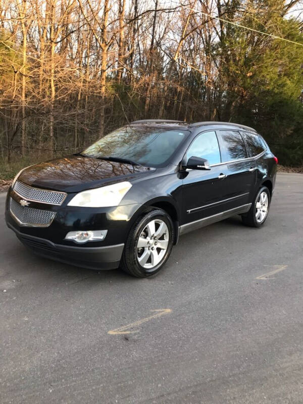 2009 Chevrolet Traverse for sale at ZZZZ & Me Inc in Charlotte NC