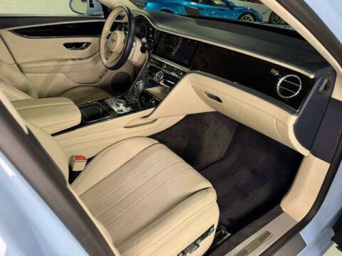 2022 Bentley Flying Spur V8