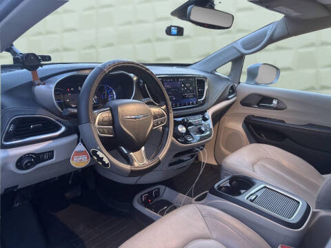 2021 Chrysler Pacifica Hybrid Touring L