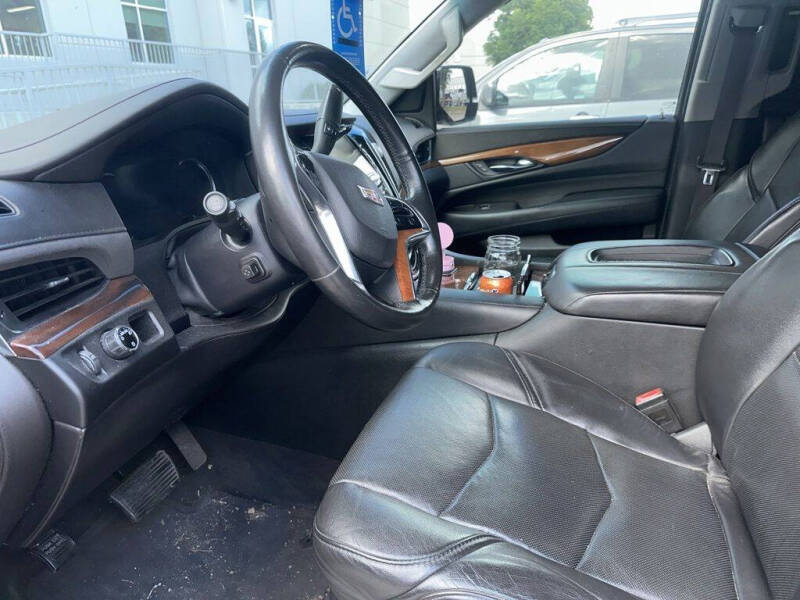2016 Cadillac Escalade ESV Standard