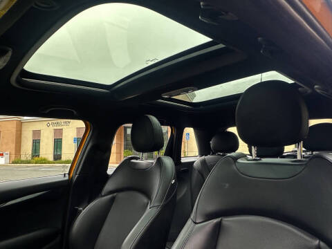 2015 MINI Hardtop 4 Door Cooper