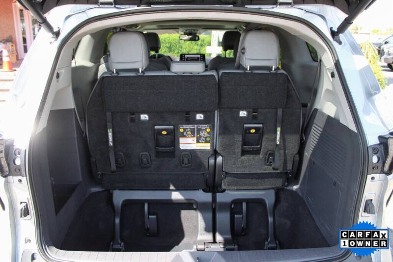 2023 Toyota Sienna XLE 7-Passenger