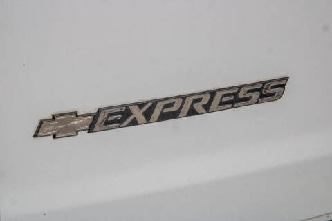 2017 Chevrolet Express LT 3500