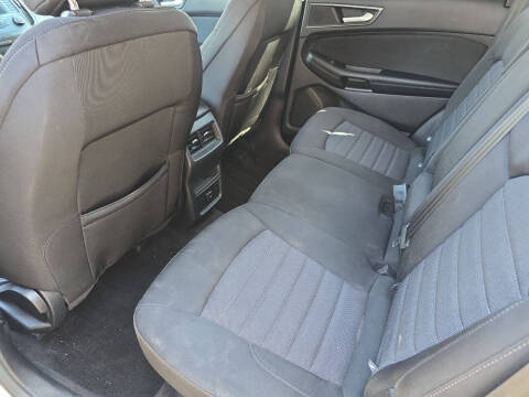 2016 Ford Edge SE
