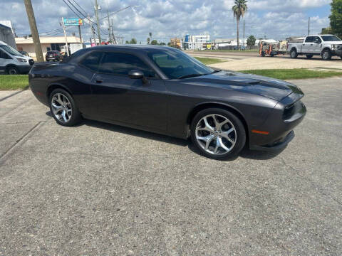 2015 Dodge Challenger SXT Plus