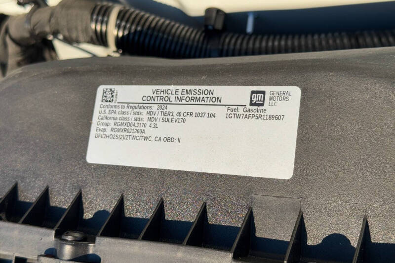 2024 GMC Savana 2500