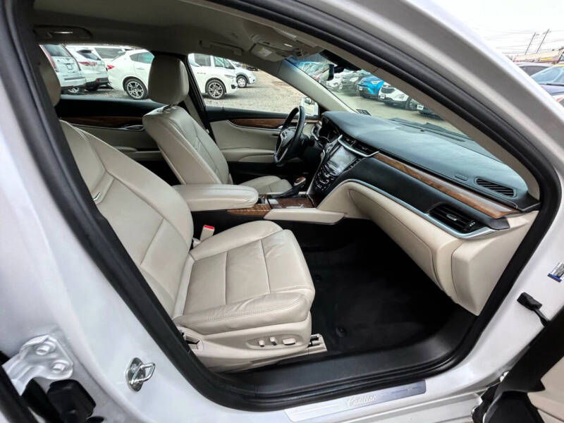 2018 Cadillac XTS Luxury