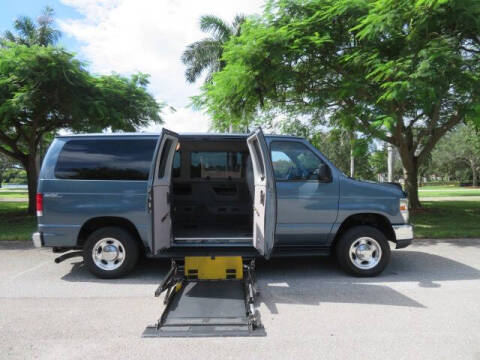 2013 Ford E-Series E-150 XLT