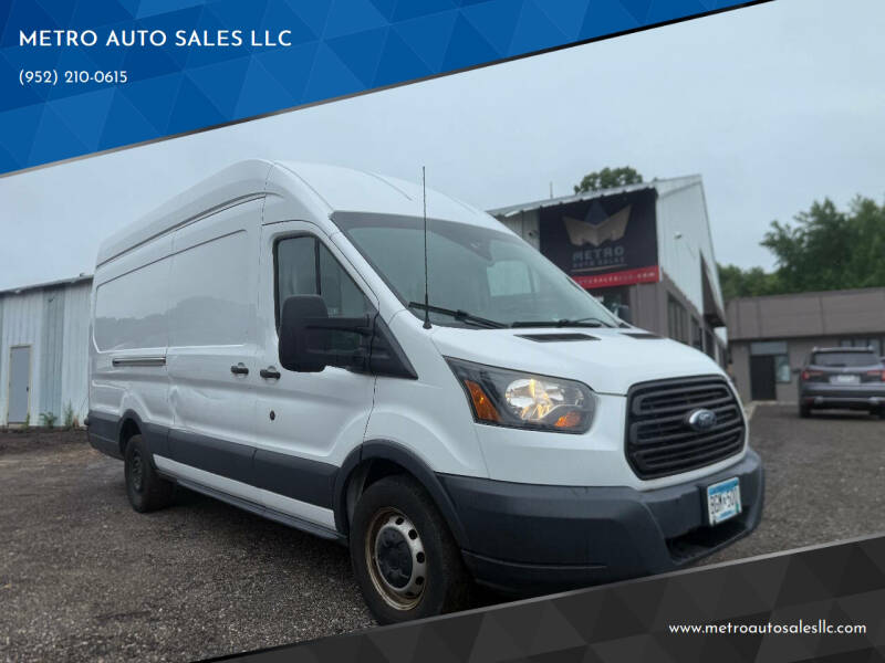 2015 Ford Transit Base's photo