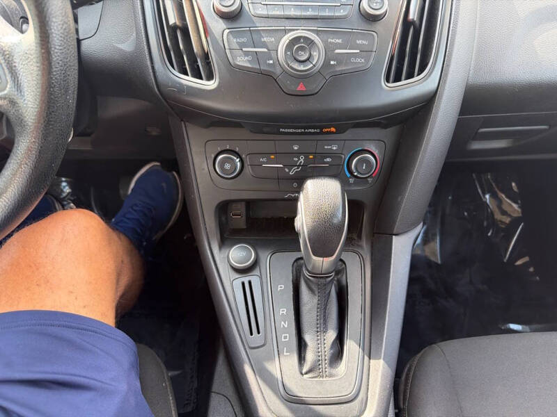 2015 Ford Focus S