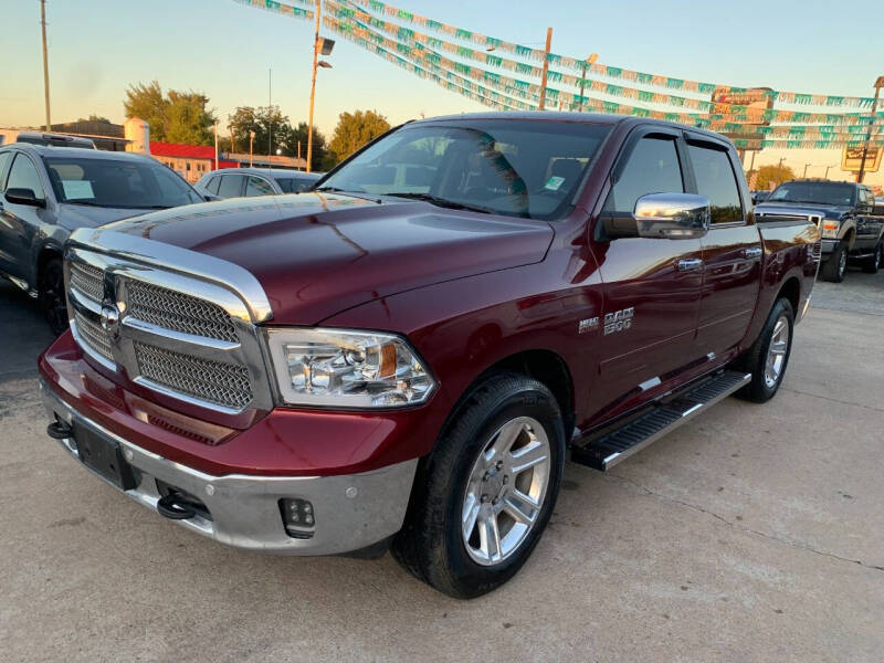 2017 RAM Ram 1500 Pickup Lone Star Silver's photo