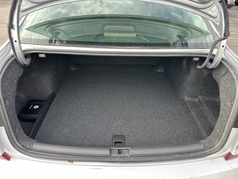 2017 Volkswagen Passat 1.8T S