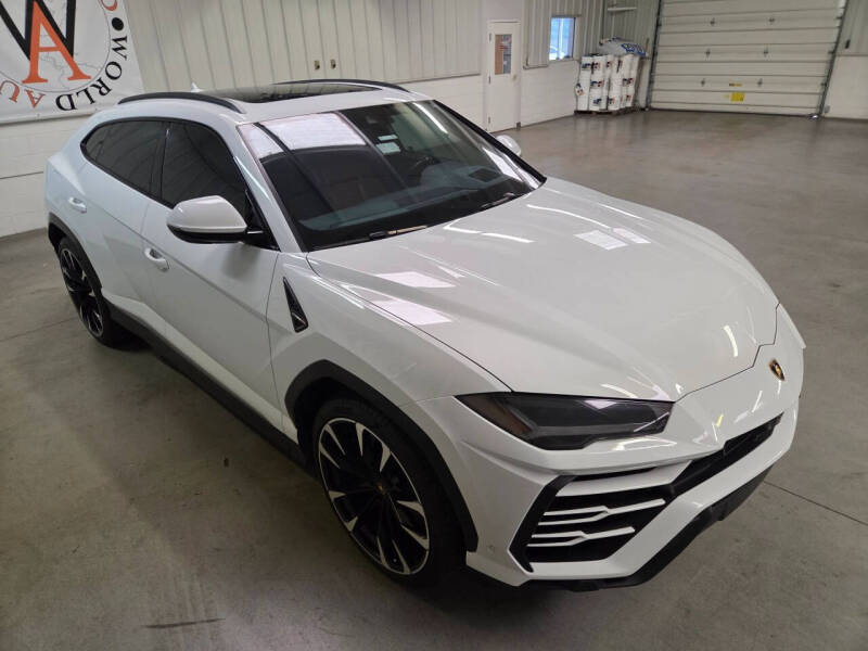 2020 Lamborghini Urus