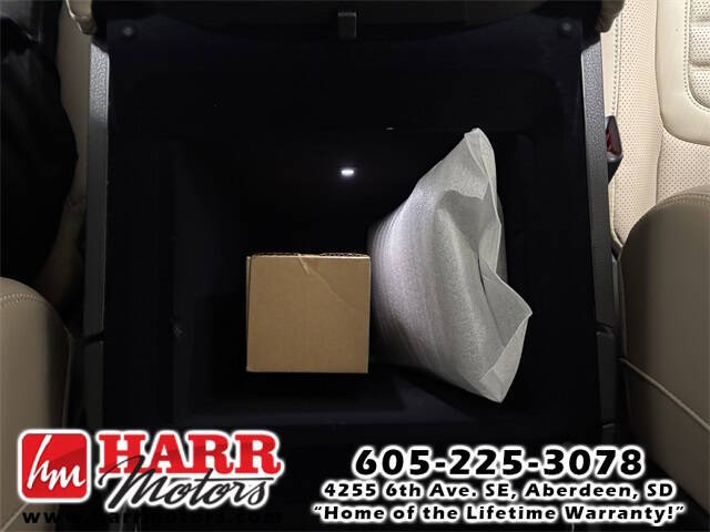 2025 Nissan Armada Platinum