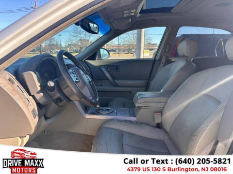 2005 Infiniti FX35