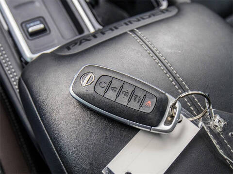 2024 Nissan Pathfinder Platinum